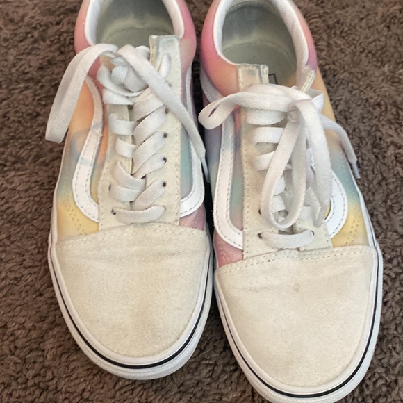 VANS SHOES - Picture 2 of 3